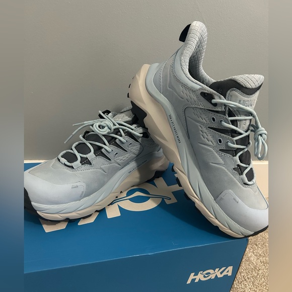 HOKA Kaha 2 Low Waterproof Hiking Shoe - Picture 2 of 10